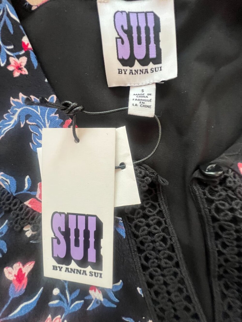 Anna Sui Black Floral Mini Dress – Lace Trim, Tiered Ruffle Hem, Boho Chic - Picture 6 of 8